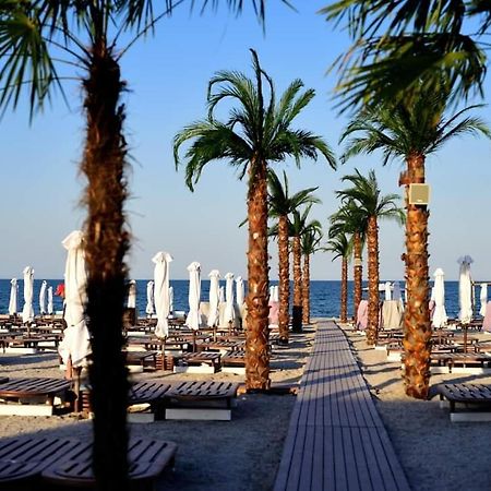 White Tower - Private Studio 106 Mamaia Ngoại thất bức ảnh