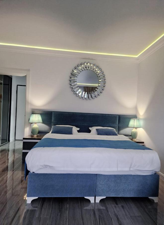 White Tower - Private Studio 106 Mamaia Ngoại thất bức ảnh